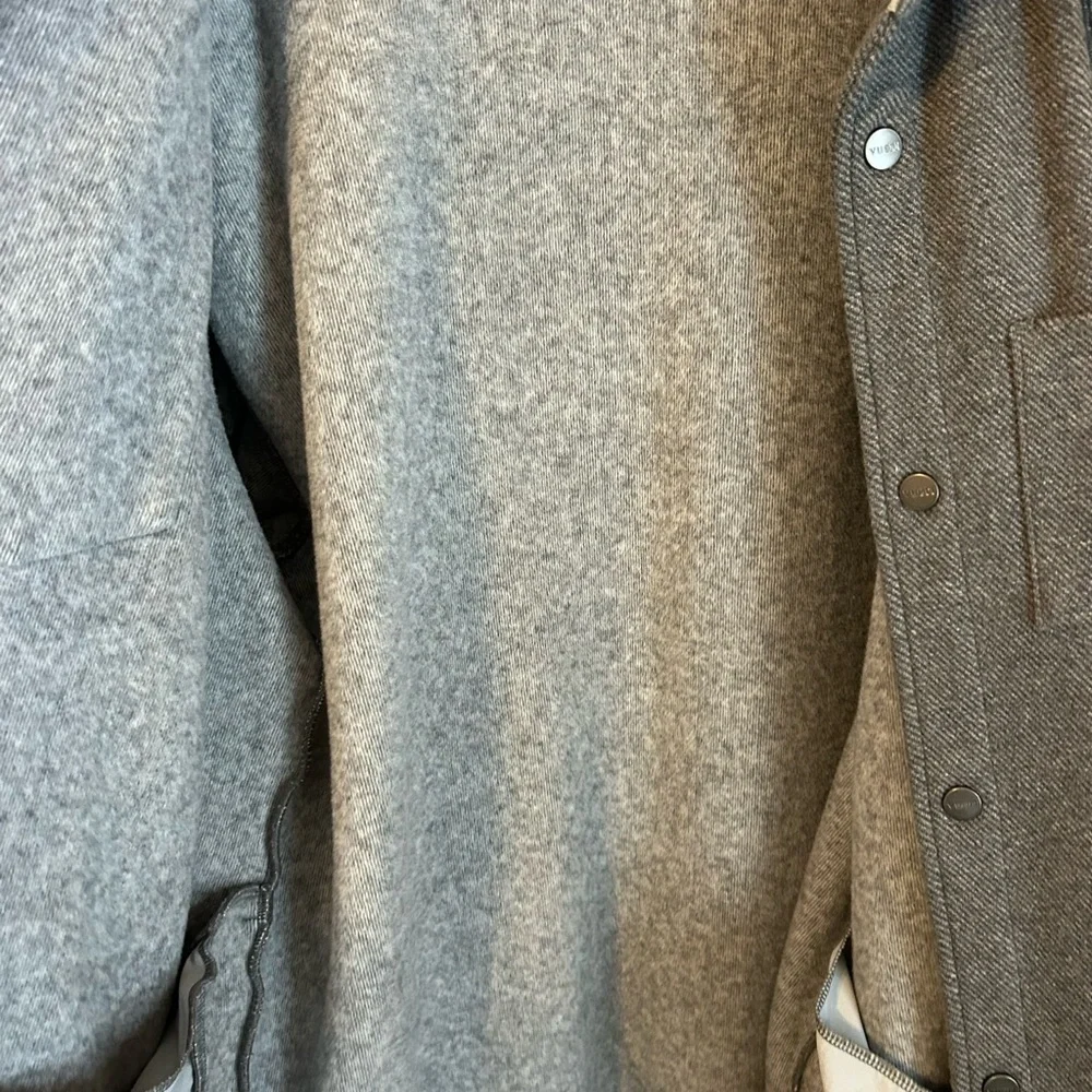 Vuori Men's Charcoal Shirt Jacket - Picture 5 of 7